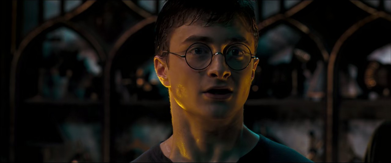 Harry Potter and the Order of the Phoenix (2007) BluRay Hindi + English 720p 10bit HEVC HE-AAC 5.1 ESub.mkv.0003